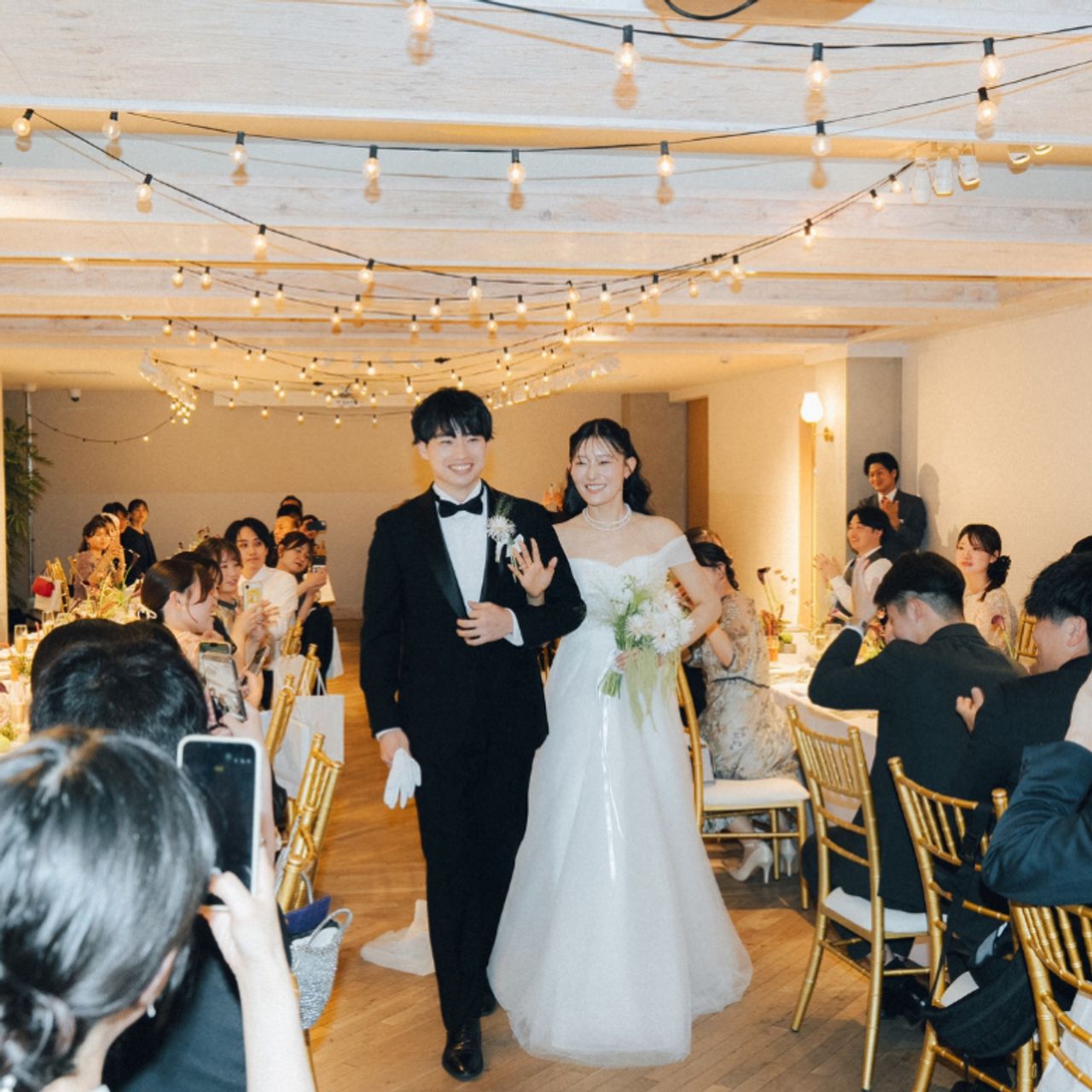 披露宴パーティのカバー写真
