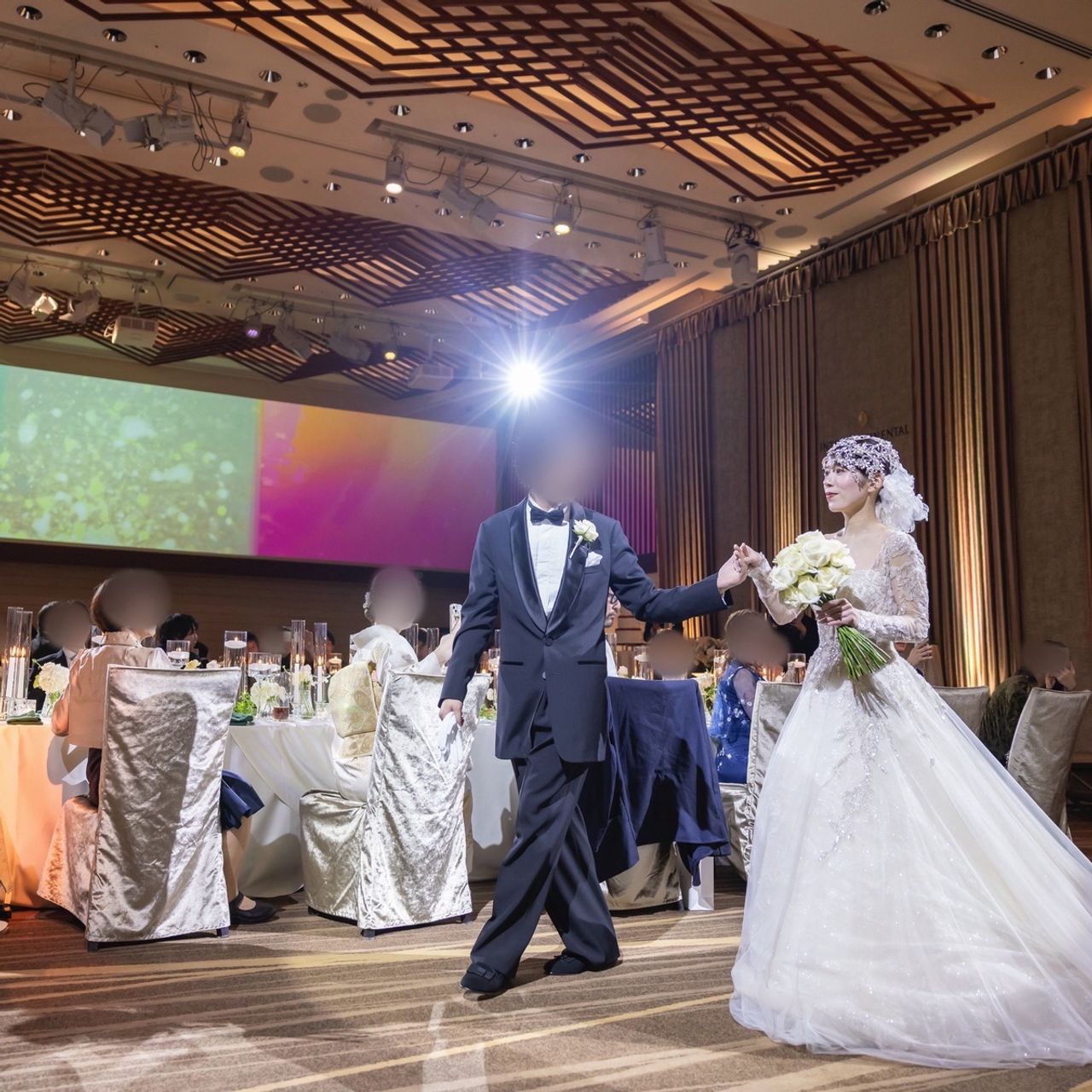 披露宴パーティのカバー写真