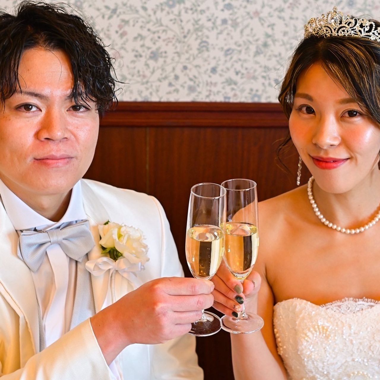 披露宴パーティのカバー写真