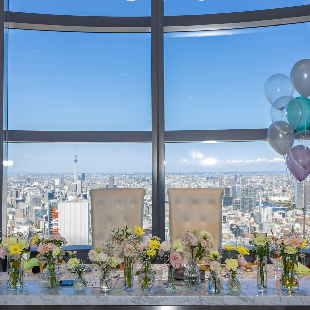 披露宴パーティのカバー写真