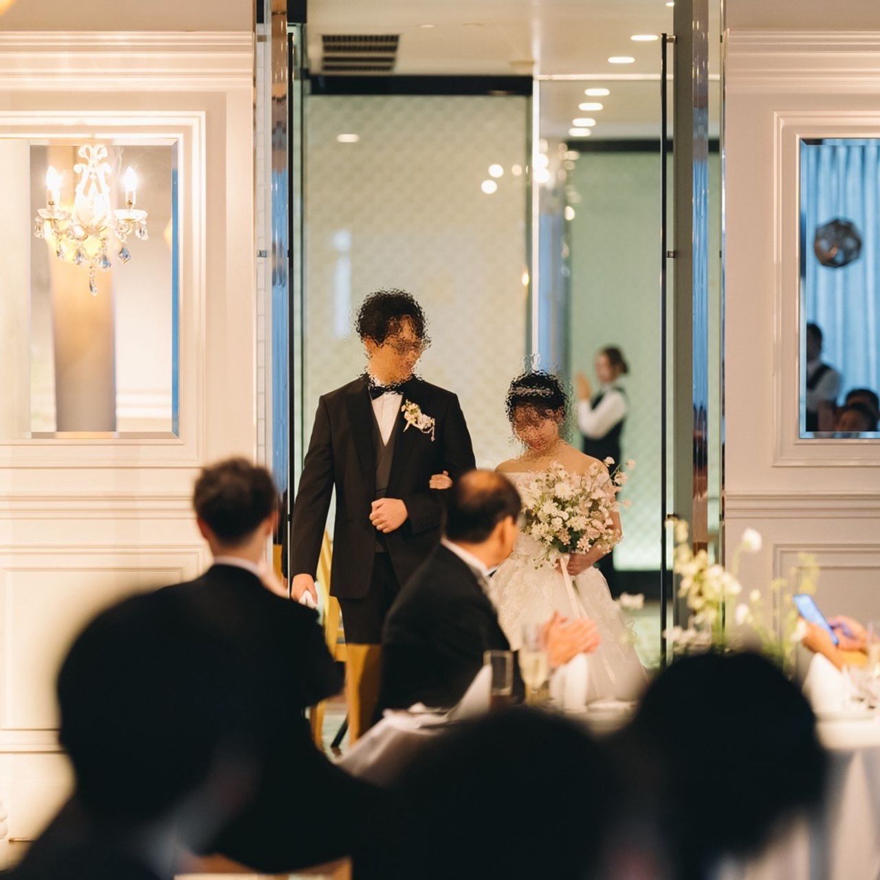 披露宴パーティのカバー写真