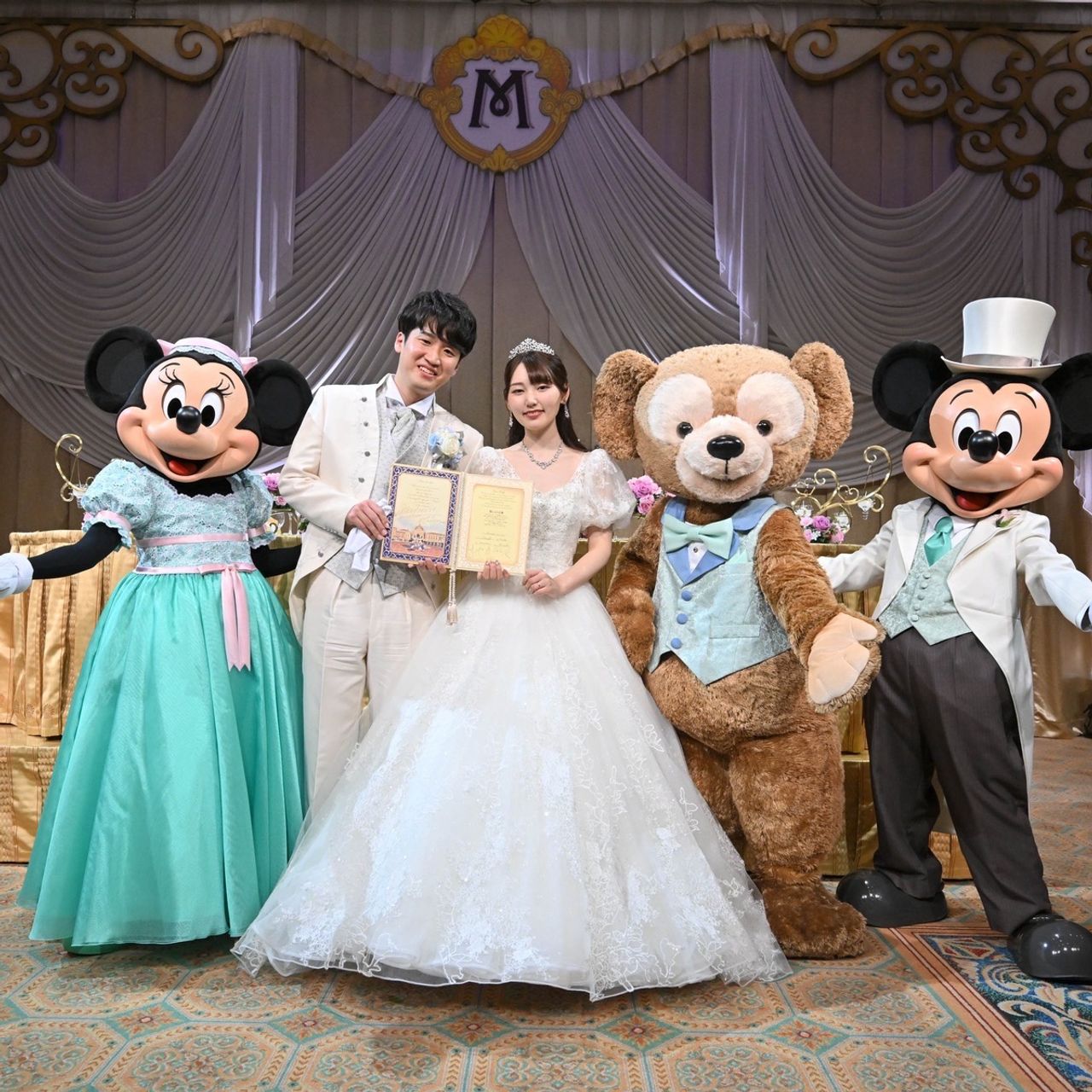 披露宴パーティのカバー写真