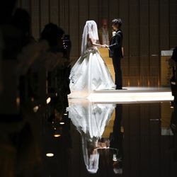 h_t.m_wdさんの披露宴・挙式カバー写真