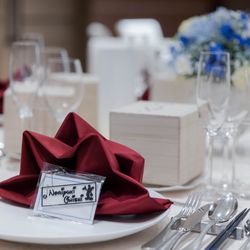 アヴァンセリアン大阪で挙げたHanaHanaさんの結婚披露宴・挙式カバー写真2枚目