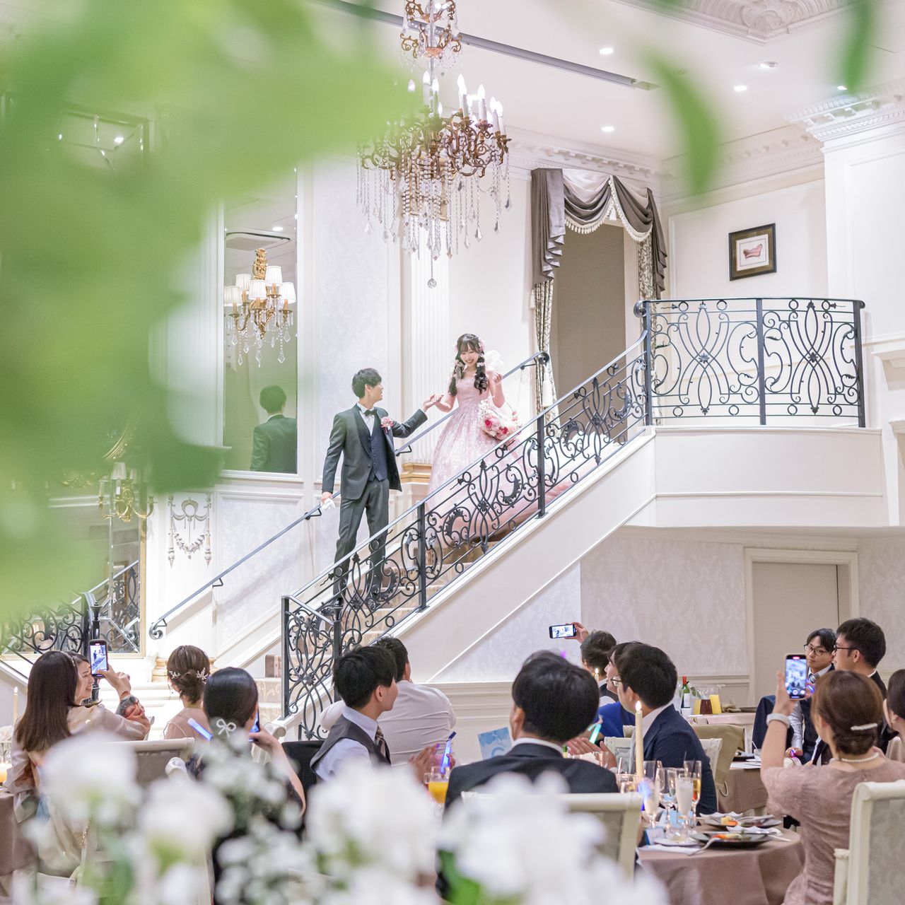 披露宴パーティのカバー写真