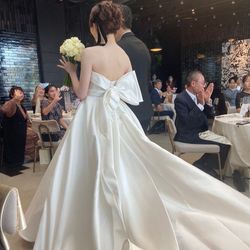 ym.weddingさんの披露宴・挙式カバー写真