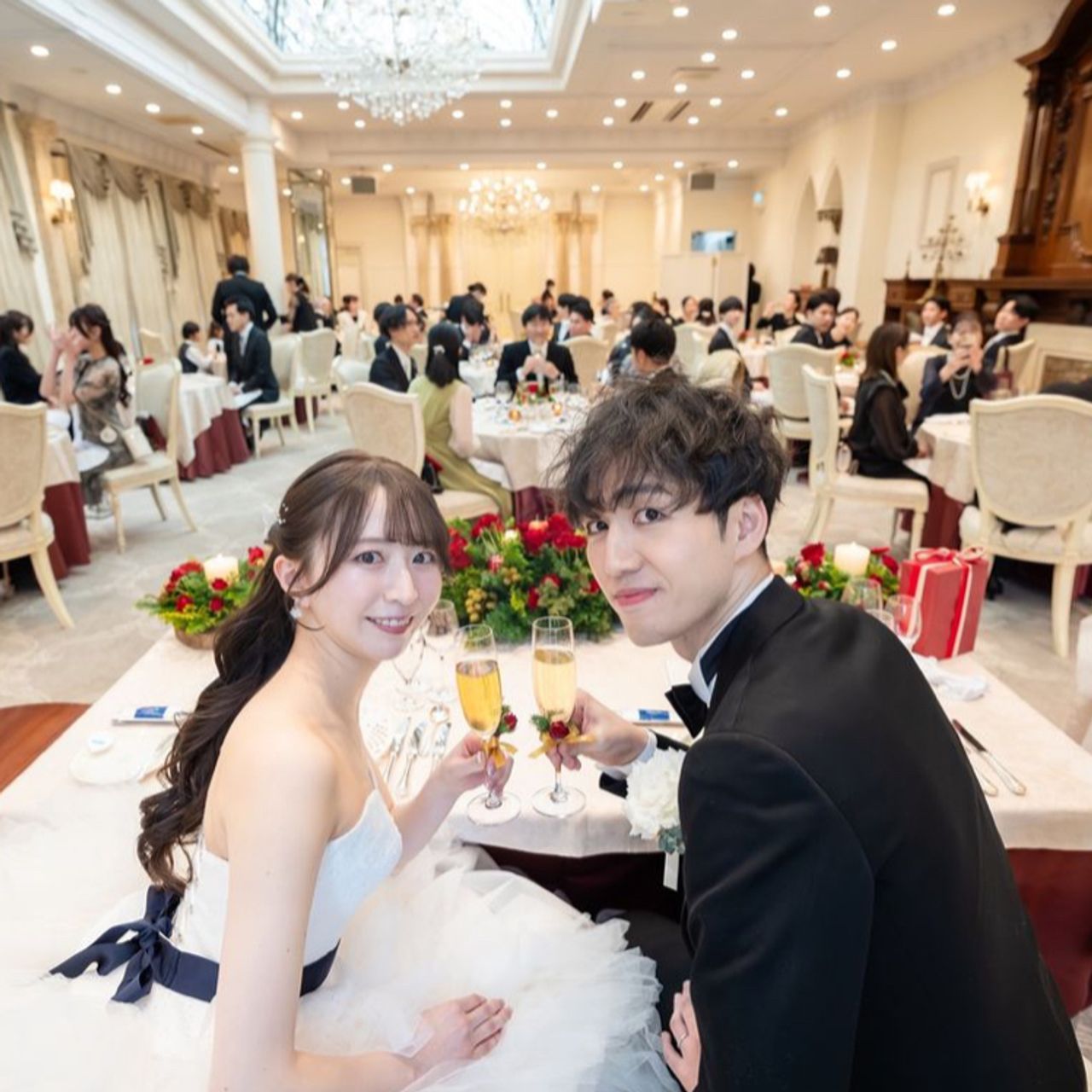 披露宴パーティのカバー写真