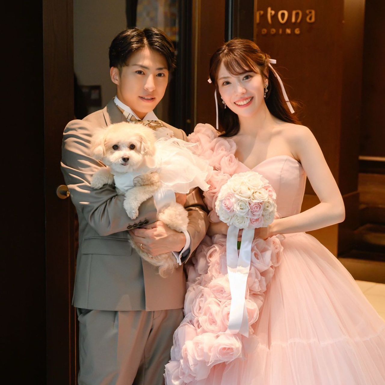 披露宴パーティのカバー写真