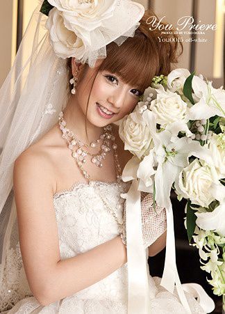 小倉優子の結婚式 プロポーズ ハネムーンを全てご紹介 結婚式準備はウェディングニュース