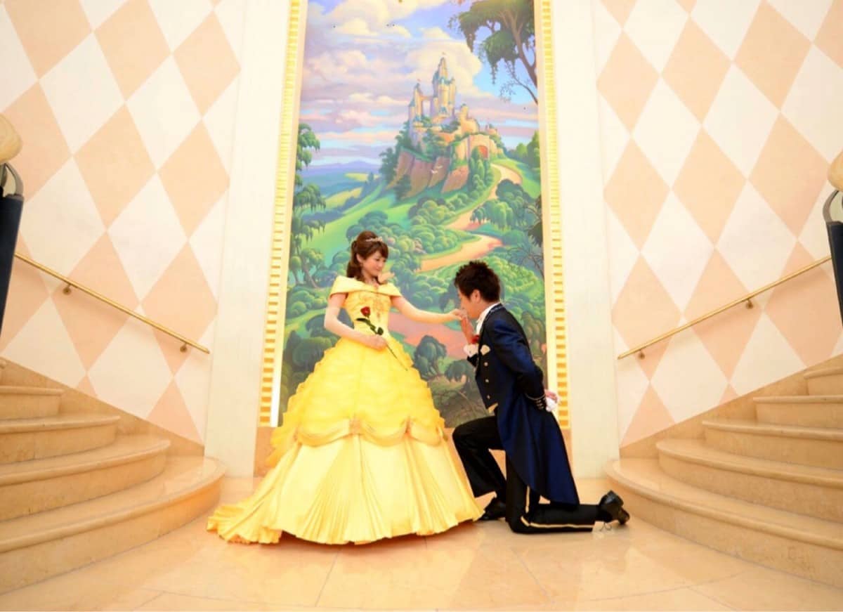 ディズニープリンセスをイメージしたウェディングドレスに胸キュン♡のカバー写真 0.7258333333333333