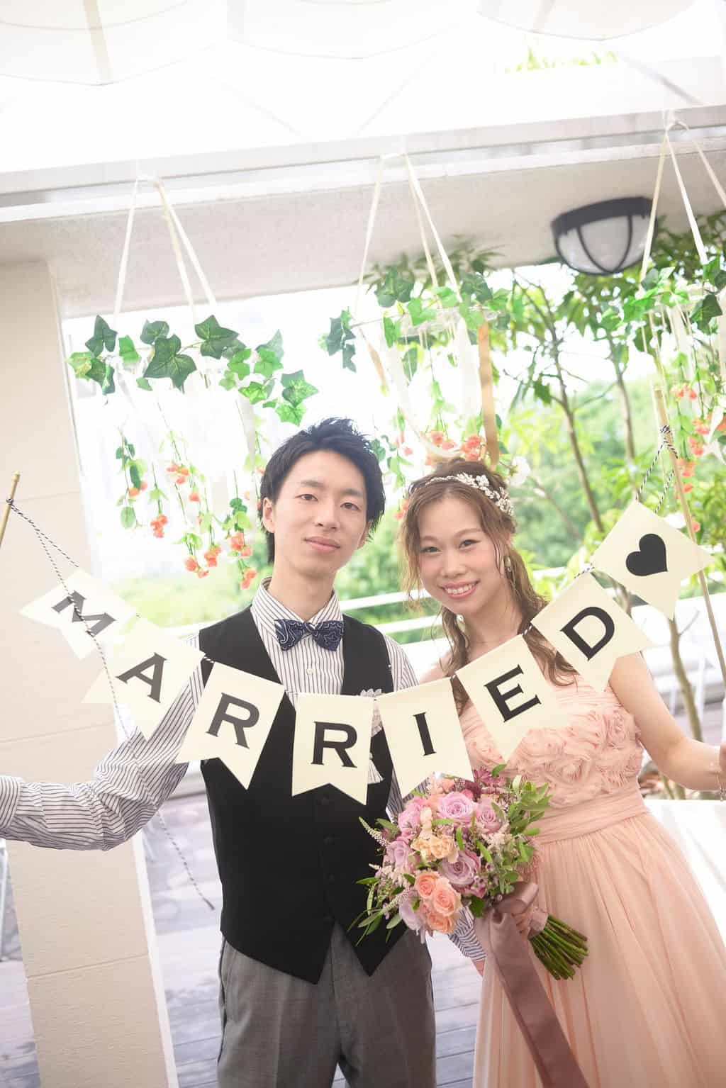 夏らしさを大事に。「ローズガーデンの休日」がテーマの【m.wedding08さん】ザ・ガーデンオリエンタル大阪のカバー写真 1.4990234375