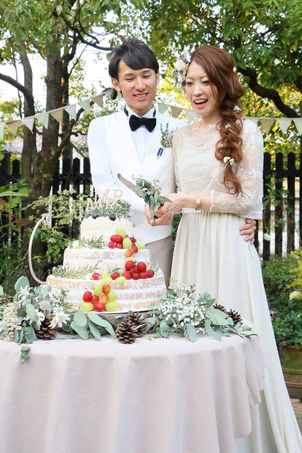 DIYでシャビーアンティークな世界観を作り出した【teras_weddingさん】ゲストハウスリッチモンドのカバー写真 1.5