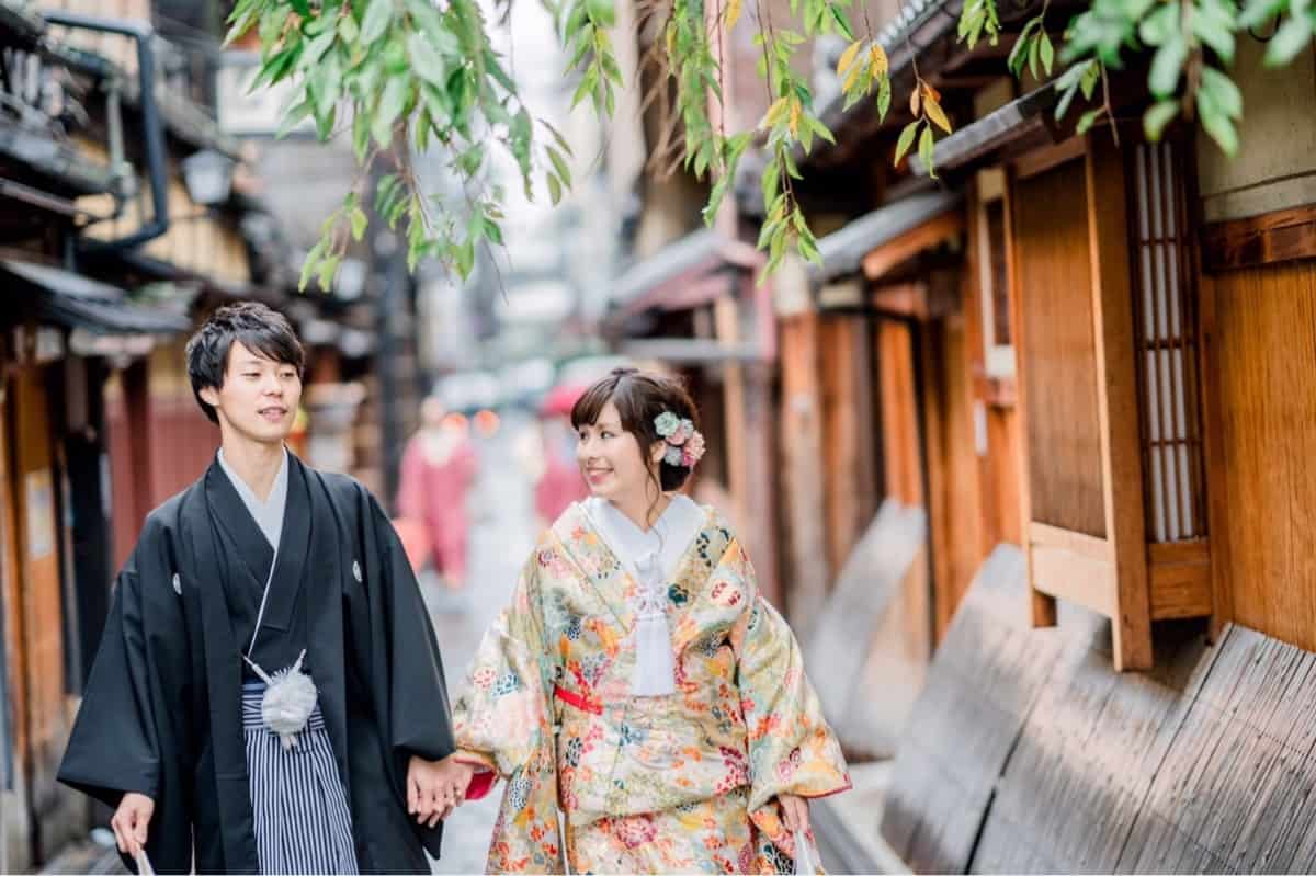 親族のみの結婚式にぴったり！最近ブームの旅館での結婚式で定番の温泉旅館21選♡のカバー写真 0.6658333333333334