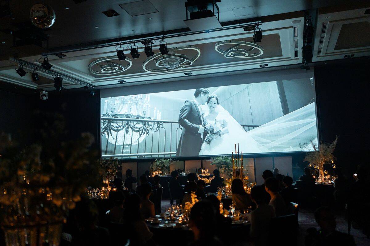 結婚式の最後をかざる！《エンドロール》の名前を出す順番は？のカバー写真 0.6666666666666666