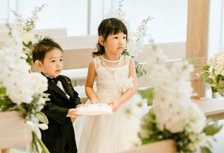 結婚式にお呼ばれ♡子供の服装やご祝儀はどうする？ 結婚式準備はウェディングニュース