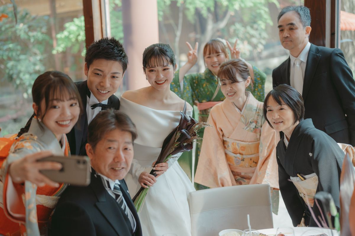 これで完璧♡親族のみの結婚式（少人数婚）の準備・演出まとめのカバー写真 0.6666666666666666