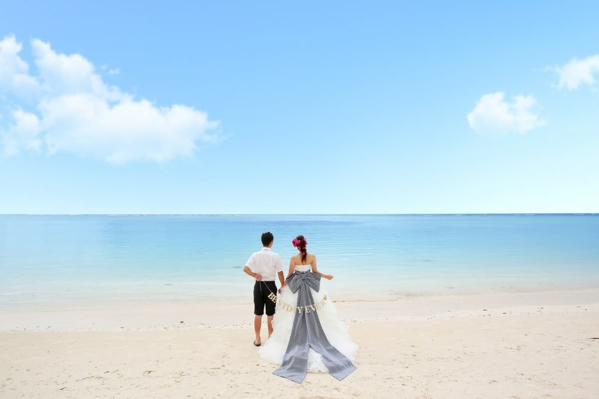 グアムで海外挙式 ふたりだけの結婚式は本当にお得 結婚式準備はウェディングニュース