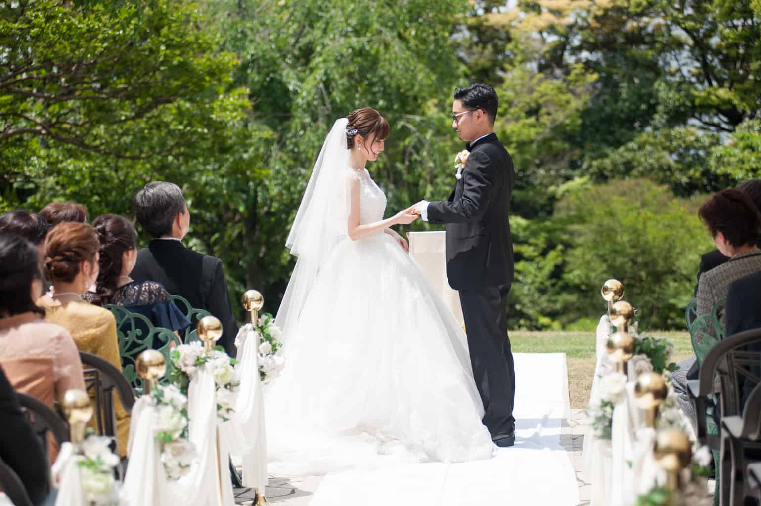 【100万も安くなる？】格安婚サービス人気ランキング♡スマ婚やハナユメは何位？ 結婚式準備はウェディングニュース