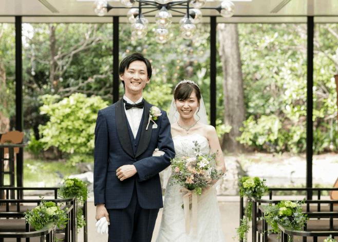 結婚式場をザ・ガーデンオリエンタル大阪に決めた理由！迷った式場はどこ？kuniarisa1224さんにインタビュー♡のカバー写真 0.7142857142857143