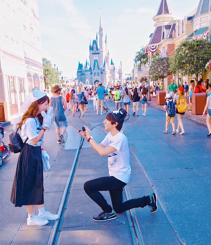 ディズニーでプロポーズを成功させたい！おすすめスポット&必須アイテムとは？のカバー写真 1.1647597254004576