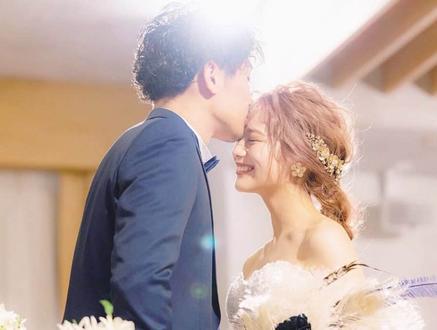 先輩花嫁さんに学ぶ 明るさ別 おすすめのブライダルヘアカラー特集 結婚式準備はウェディングニュース