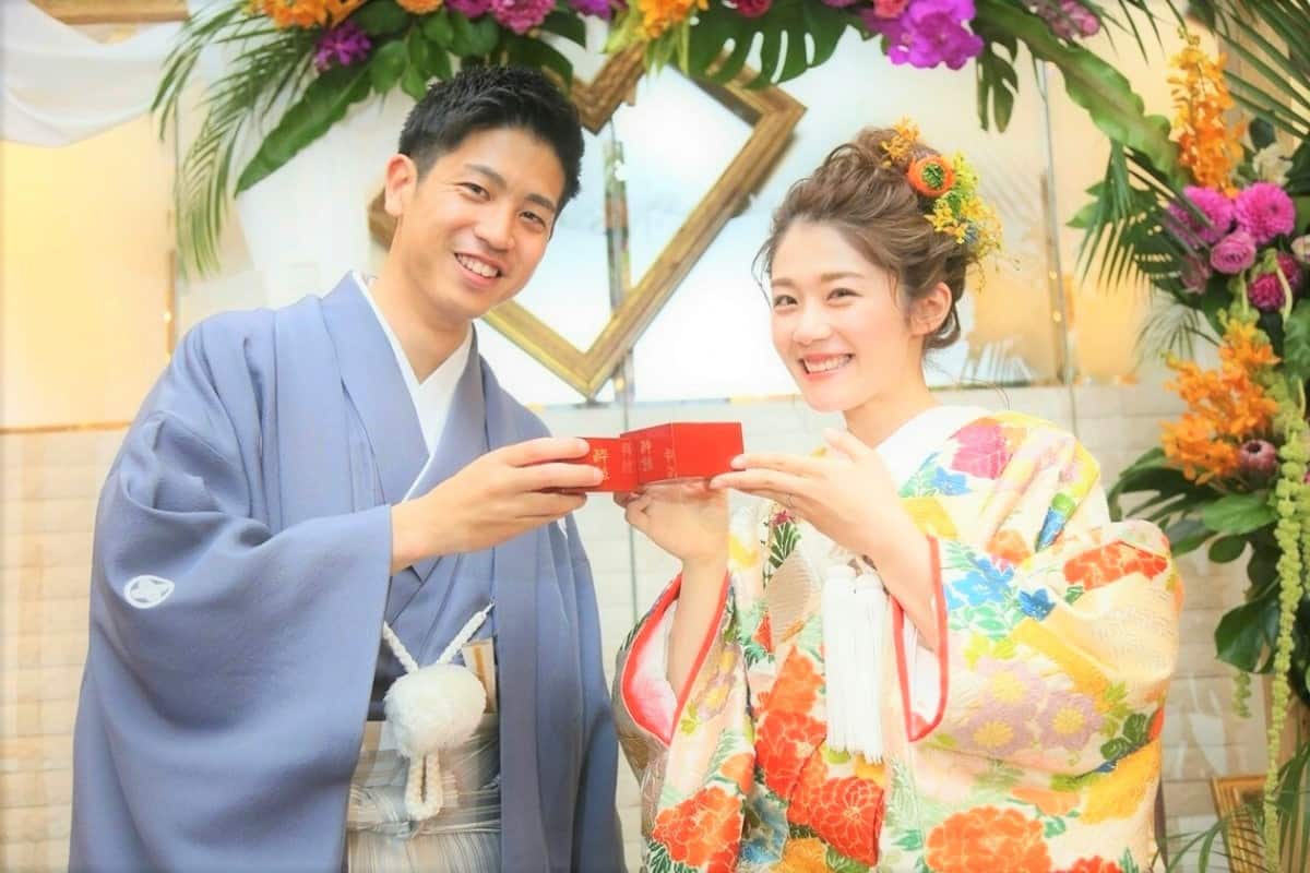 洋装から和装へのお色直し 統一感を生む装花やコーディネートの秘訣15選 結婚式準備はウェディングニュース