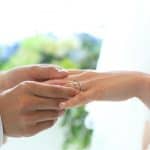 結婚指輪・婚約指輪探しのお役立ちブログ7選♡【先輩花嫁はこう選んだ！】のアイキャッチ画像