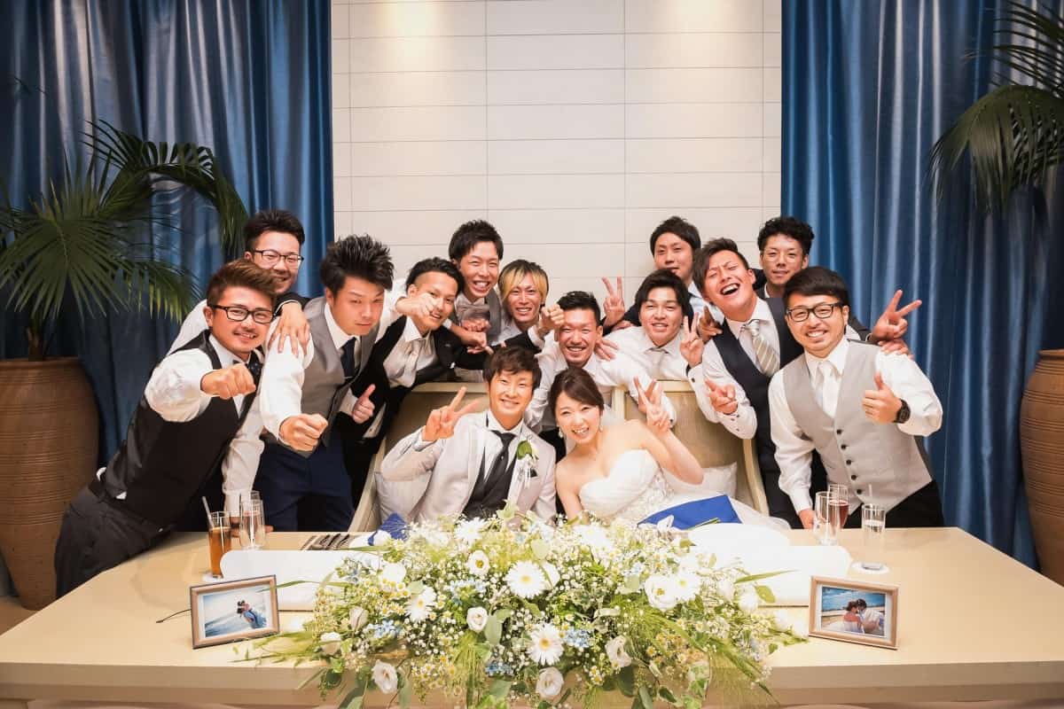 ヒゲ リーフレット 救急車 結婚 式 参列 男性 ネクタイ バーマド 普遍的な 作成する