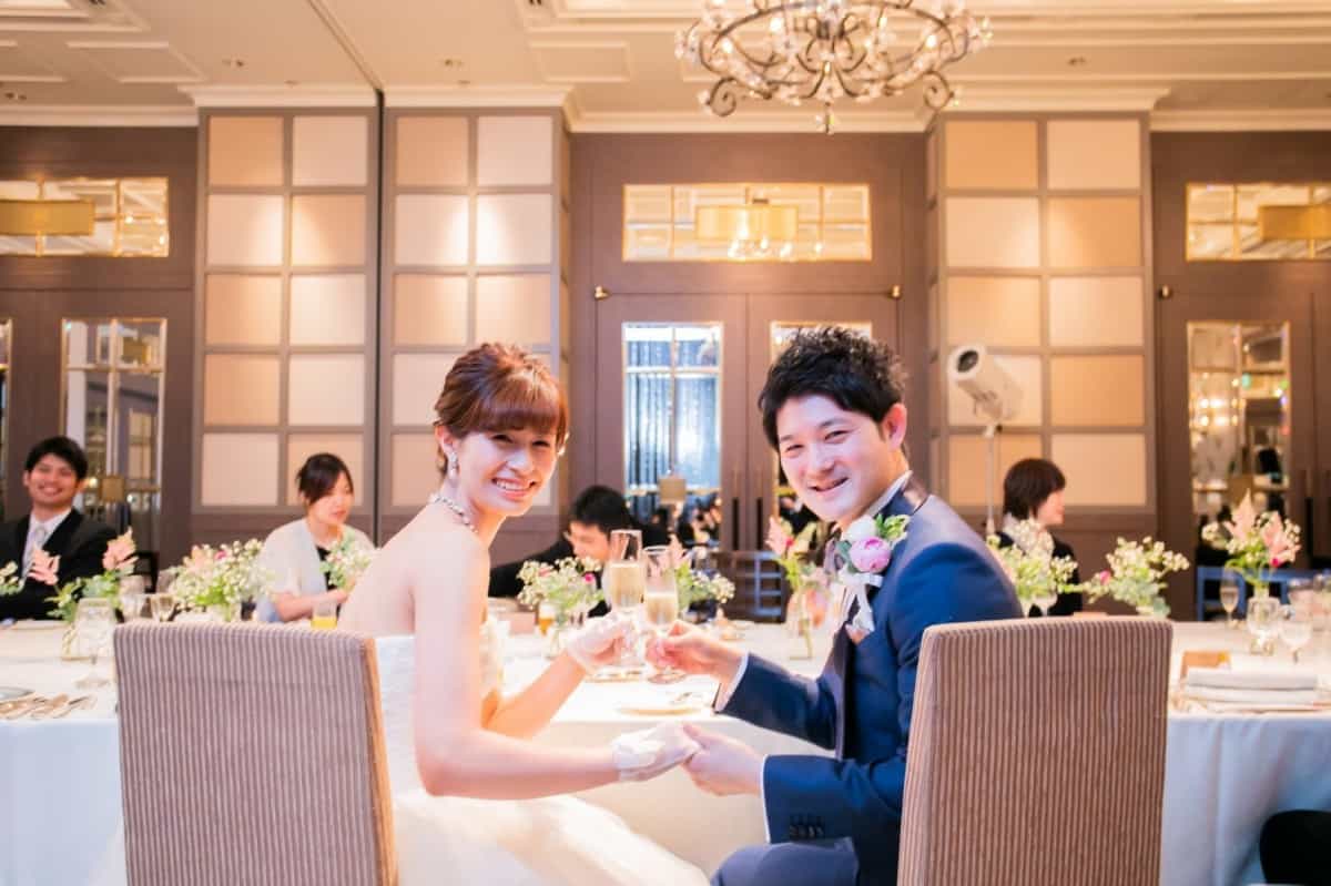 親族のみ 少人数 結婚式を食事会スタイルで 魅力や服装 おすすめの演出をご紹介 ウェディングニュース