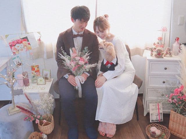 《おうち結婚式》って何するの？結婚式の延期・中止日を特別な1日にする方法♡のカバー写真 0.75