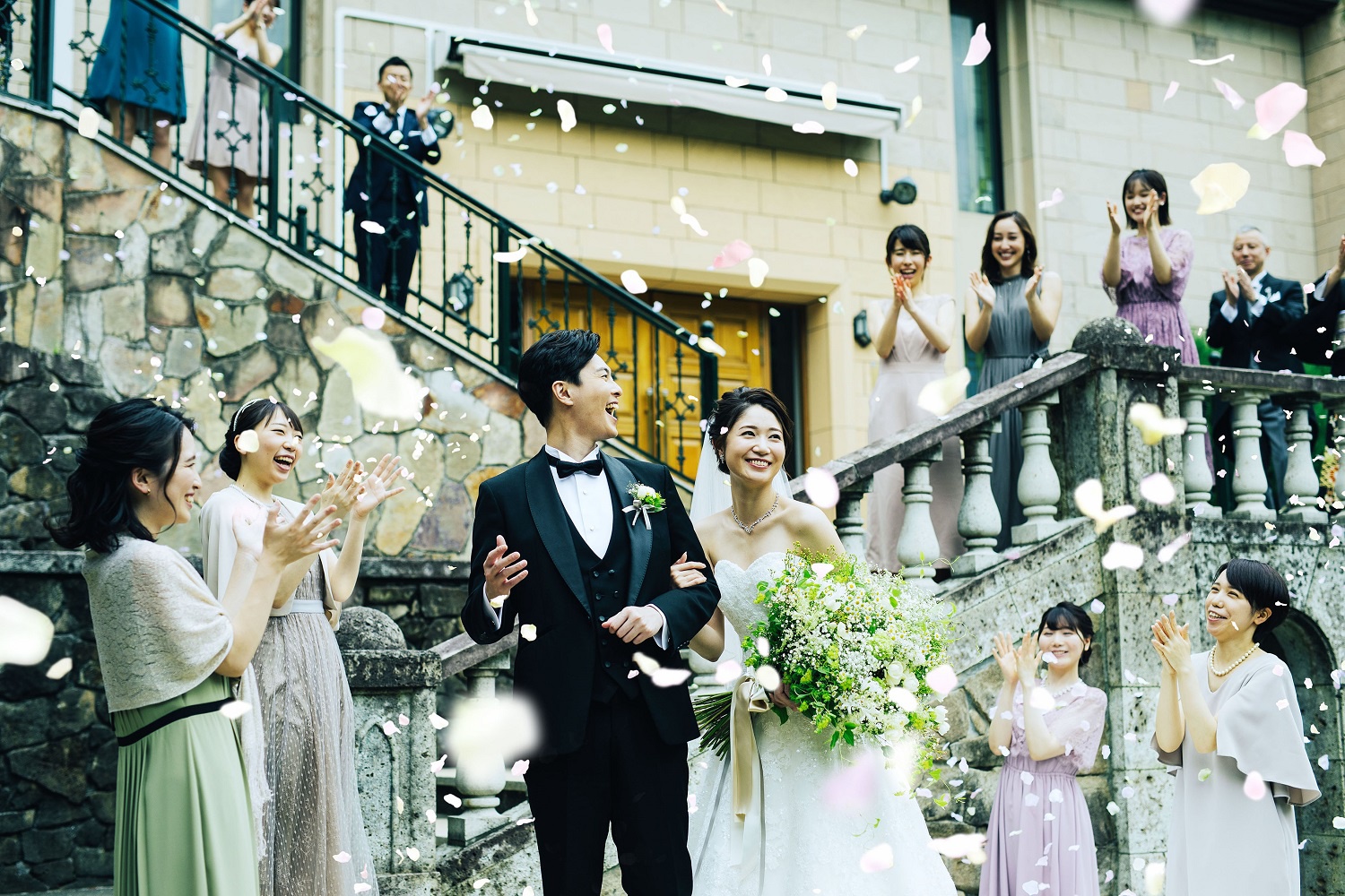 東京カテドラル聖マリア大聖堂で結婚式 ウェディングニュース 東京カテドラル聖マリア大聖堂で結婚式 ウェディングニュース
