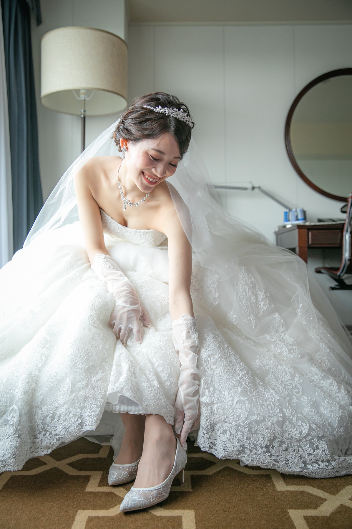 美品】タカミブライダル ウェディング ドレス ベール グローブ リゾ婚