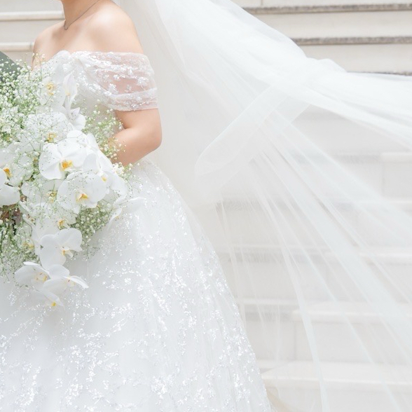 aya_wedding1101_ambさんのカバー画像