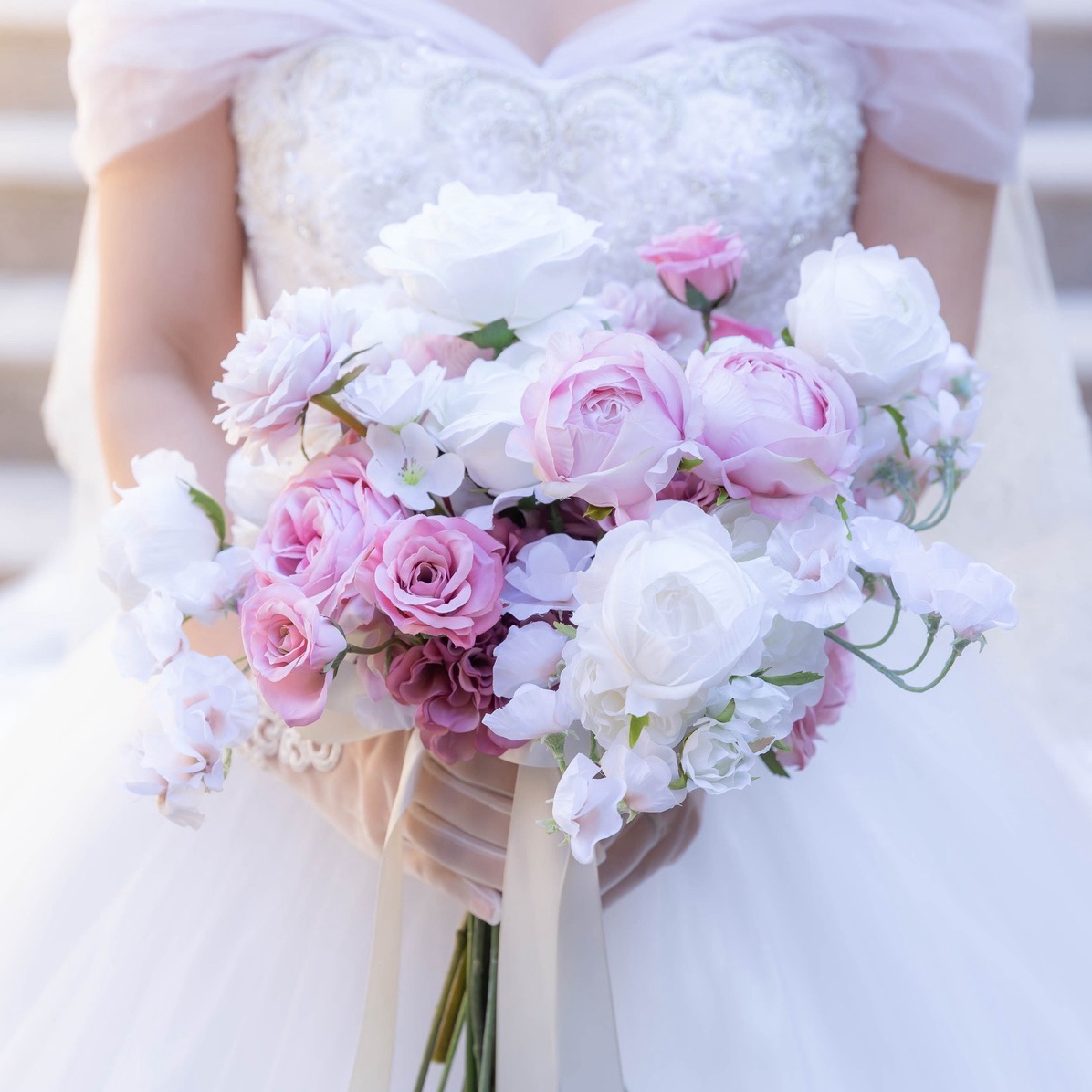 r.pon_weddingさんのカバー画像