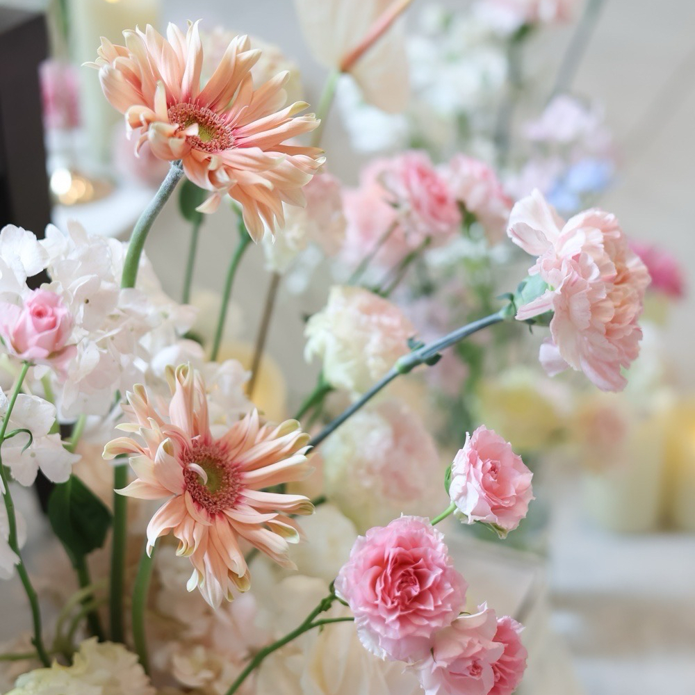 shn__weddingさんのカバー画像